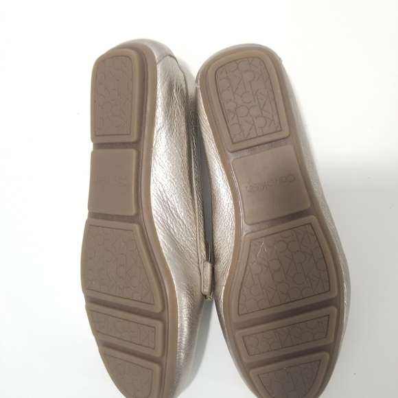 Calvin Klein Champagne Gold Slip on Loafers Sz 6.5 - Picture 6 of 7